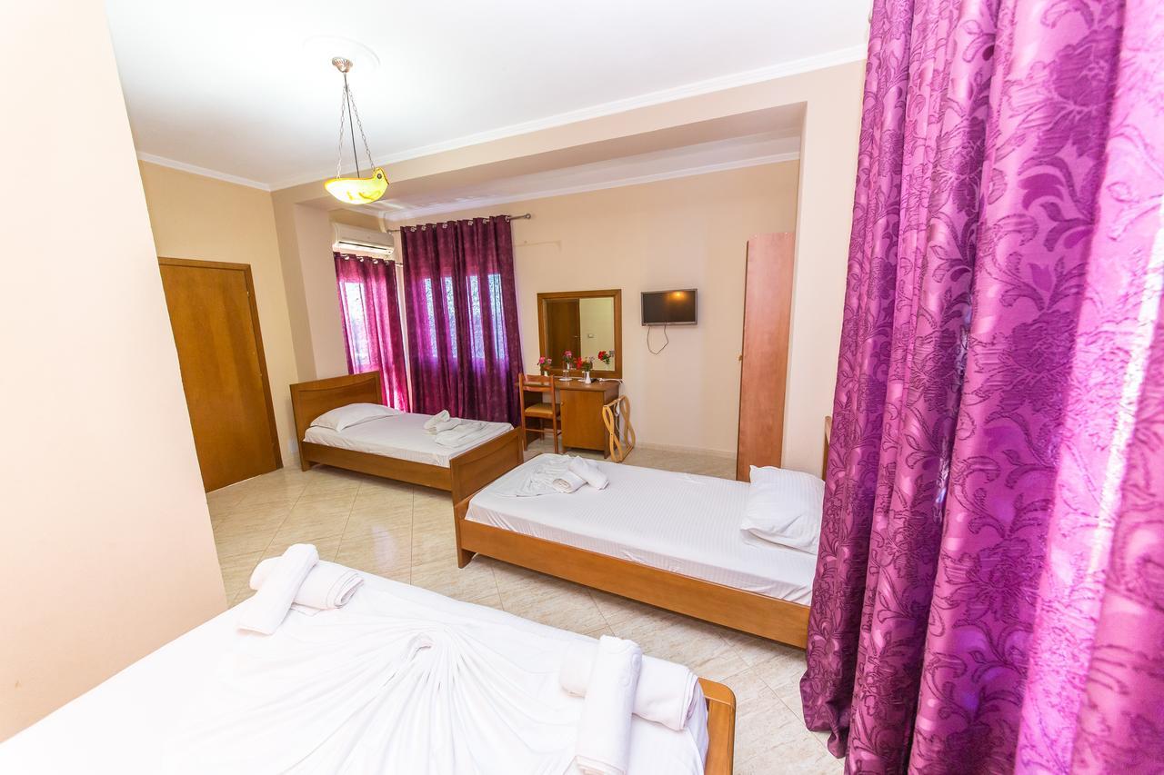 Hotell Bahamas Sarandë