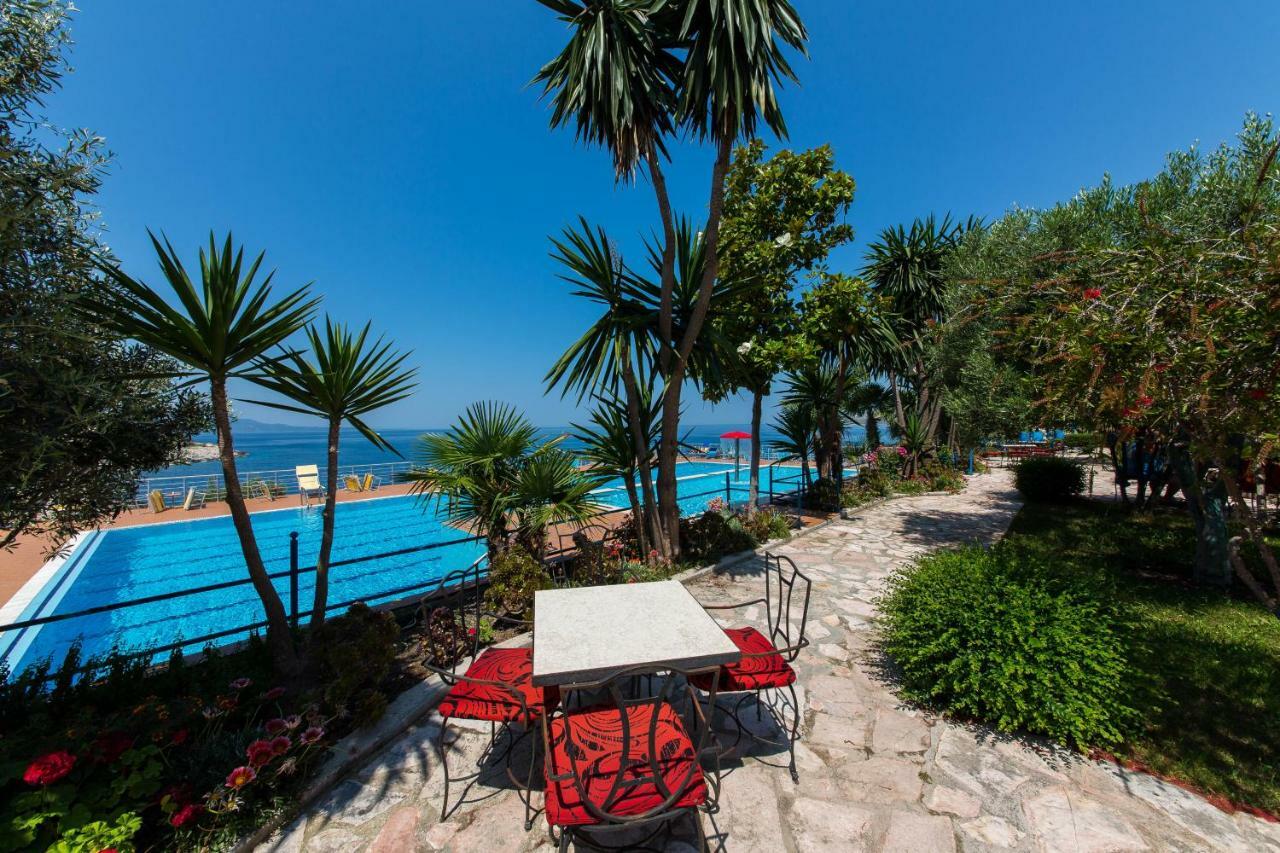 Bahamas Hotell 4*